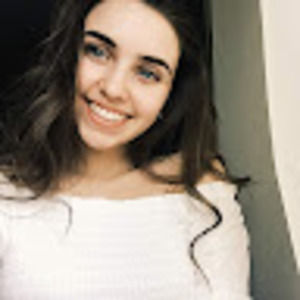 Meet your Posher, Vanessa